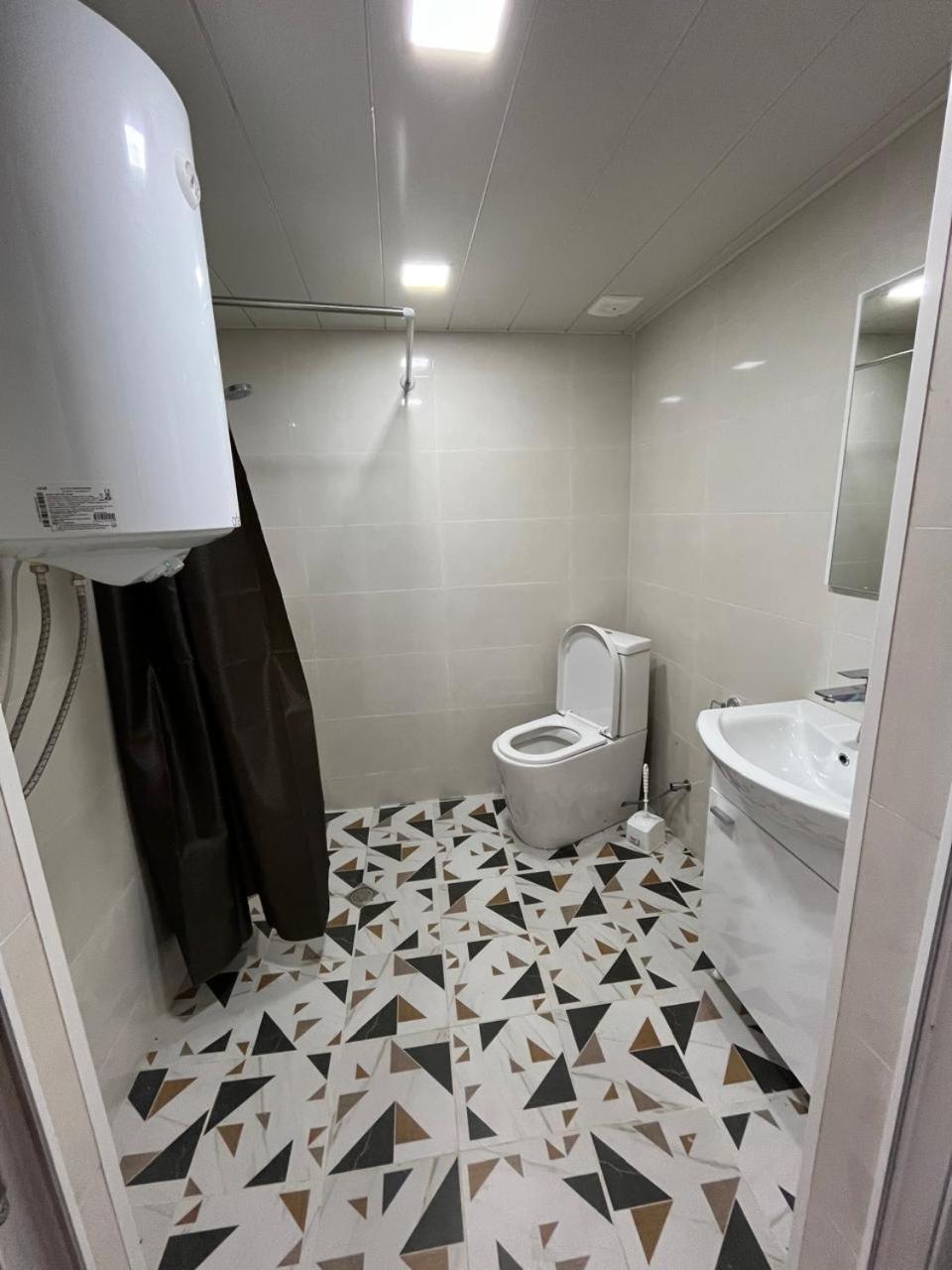 Nadia Guesthouse Mestia Bagian luar foto